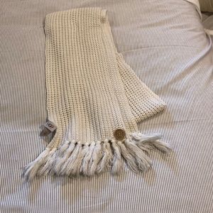 UGG SCARF